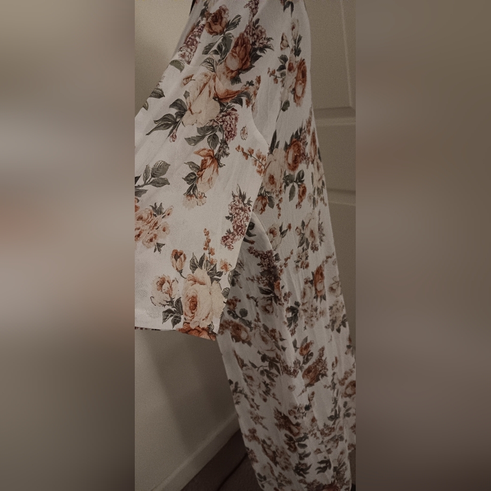 Ultra Flirt White Floral Sheer Kimono Dusters Women's Size L New With Tags - Picture 3 of 6